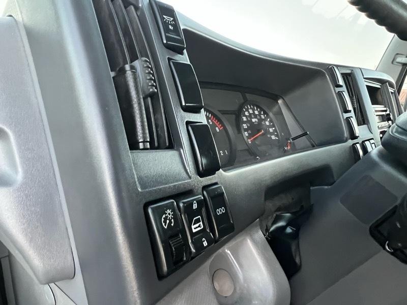 Isuzu NPR HD  2018