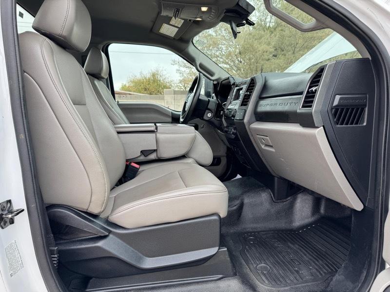 Ford F-550 Regular Cab DRW 4WD 2020