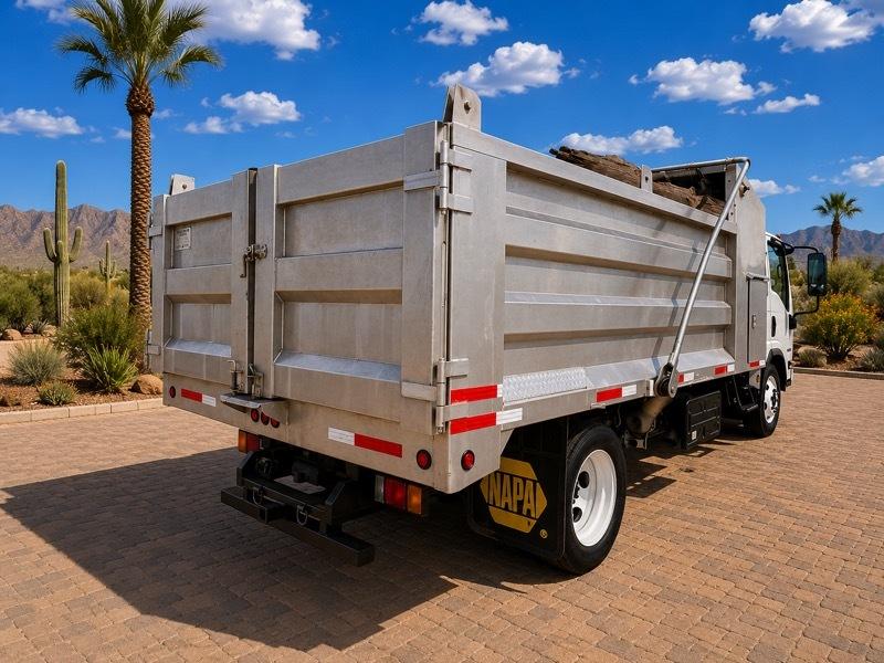 Isuzu NPR  2019