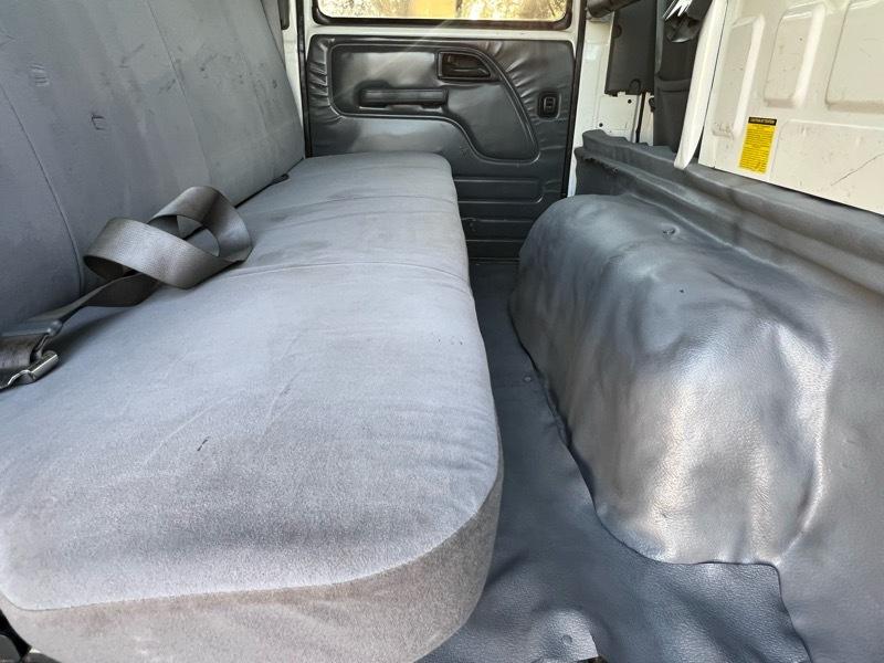 Isuzu NPR  2019