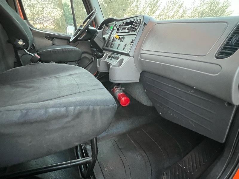 Freightliner M2  2016