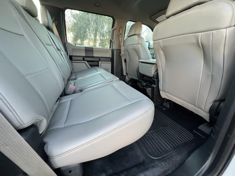 Ford F-450 SD Crew Cab DRW 4WD 2017