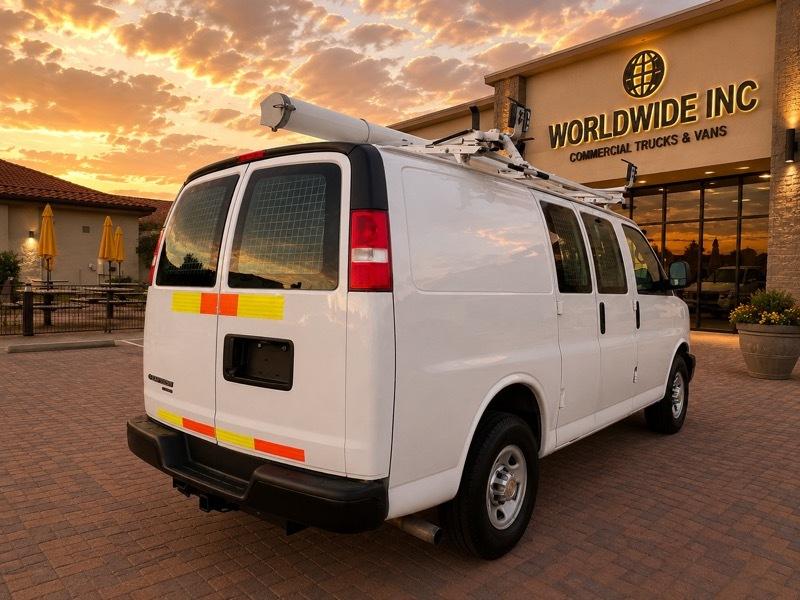 Chevrolet Express  2013