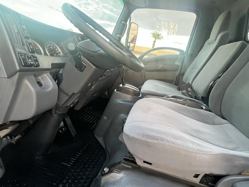 Isuzu NQR  2016