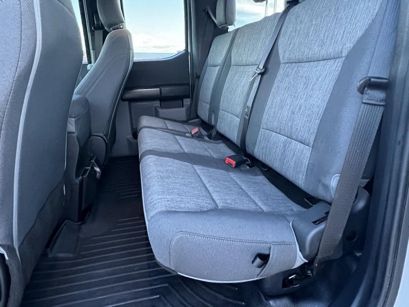 Ford F-150 4WD SuperCrew 145" XL 2022
