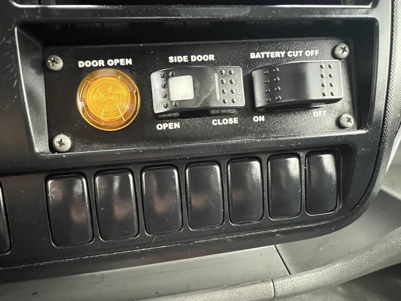 Hino 195  2017
