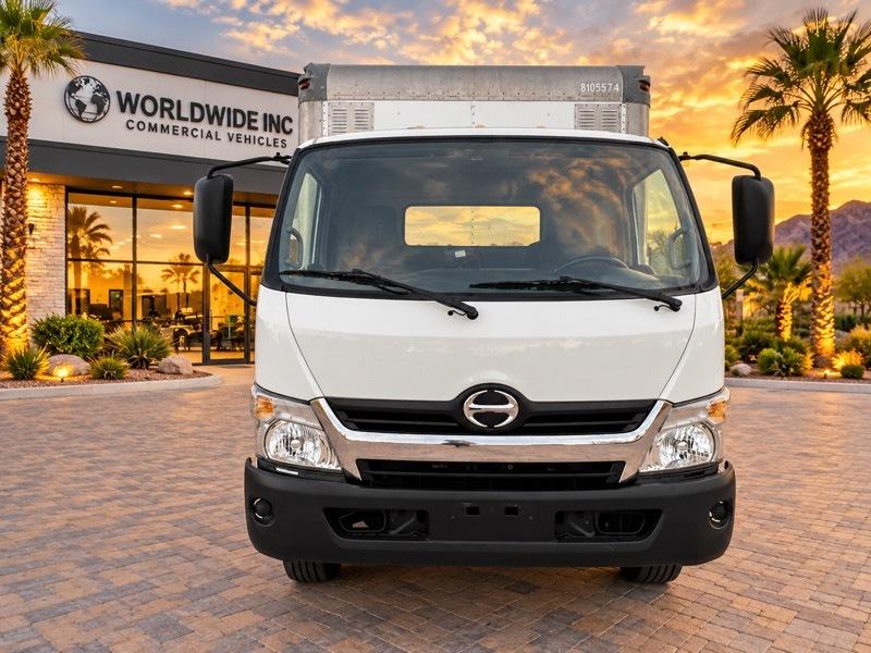 Hino 195  2018