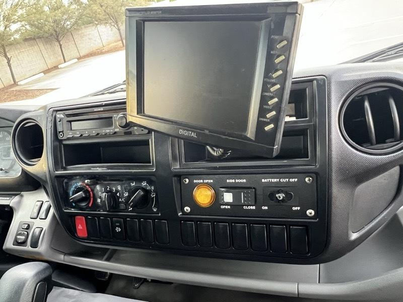 Hino 195  2018