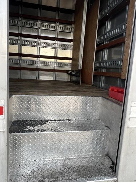 Hino 195  2018