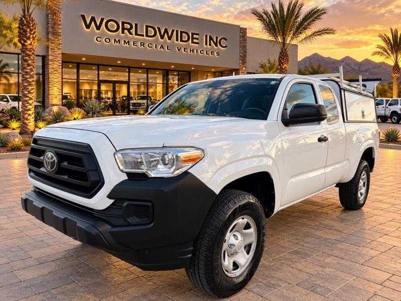 Toyota Tacoma 2WD Access Cab I4 AT SR (Natl) 2022