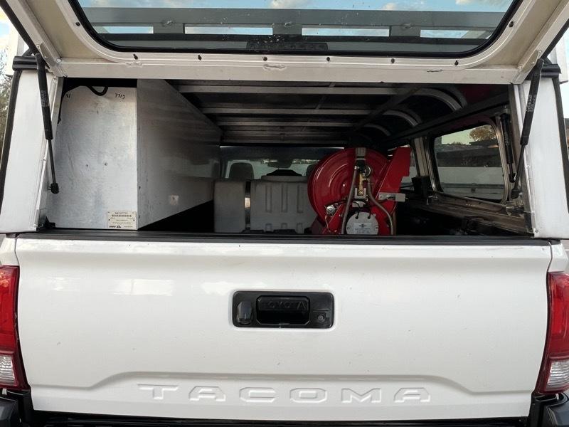 Toyota Tacoma 2WD Access Cab I4 AT SR (Natl) 2022