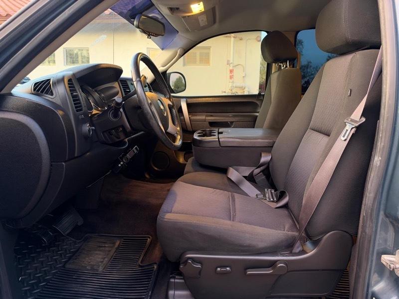 Chevrolet Silverado 1500 1LT Crew Cab 4WD 2013