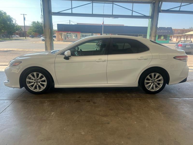 2019 Toyota Camry LE