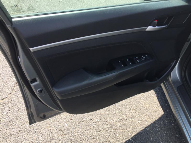 Hyundai Elantra Value Edition Auto 2019