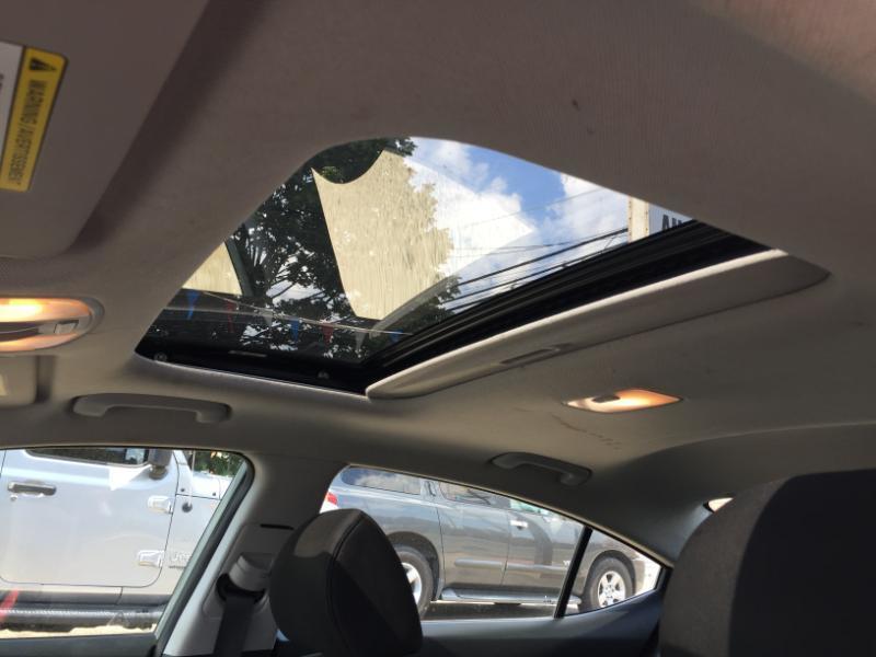 Hyundai Elantra Value Edition Auto 2019