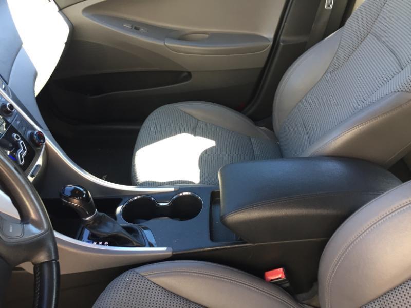 Hyundai Sonata Limited Auto 2011