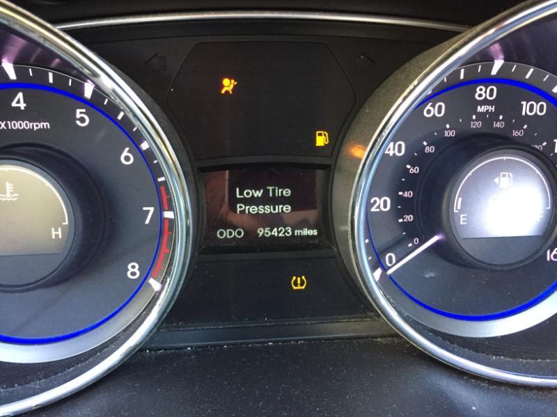 Hyundai Sonata Limited Auto 2011