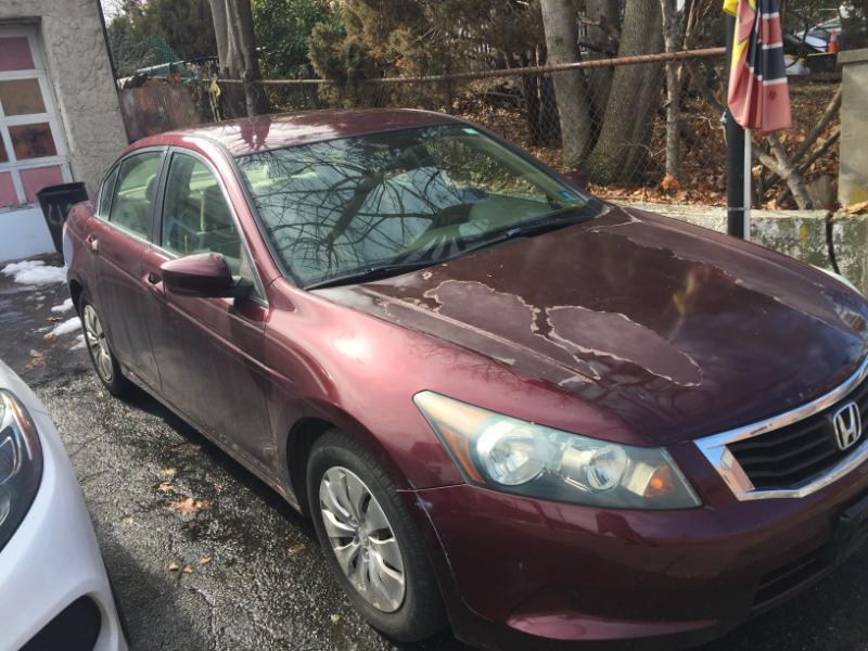 Honda Accord LX sedan AT 2010