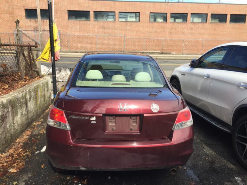 Honda Accord LX sedan AT 2010