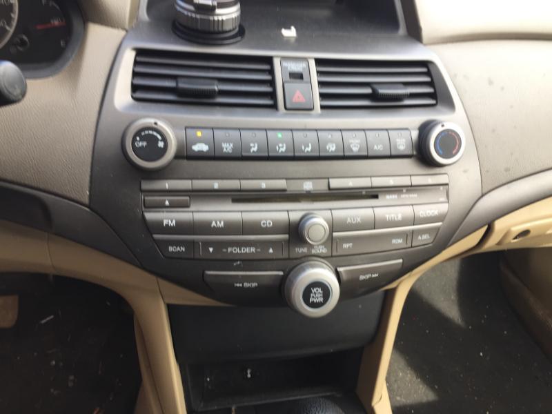 Honda Accord LX sedan AT 2010