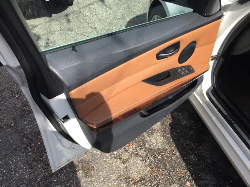 BMW 3-Series 328i xDrive SA 2011