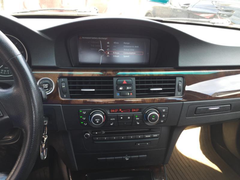 BMW 3-Series 328i xDrive SA 2011