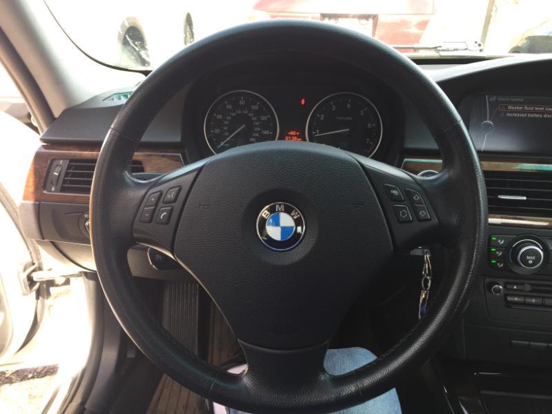 BMW 3-Series 328i xDrive SA 2011