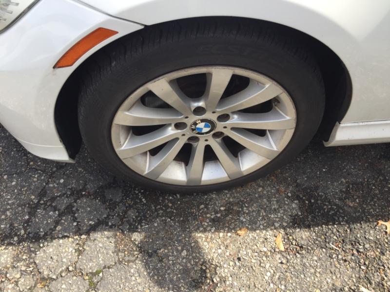 BMW 3-Series 328i xDrive SA 2011