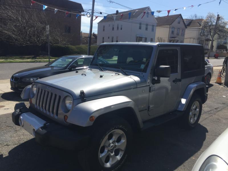 Jeep Wrangler Sahara 4WD 2013