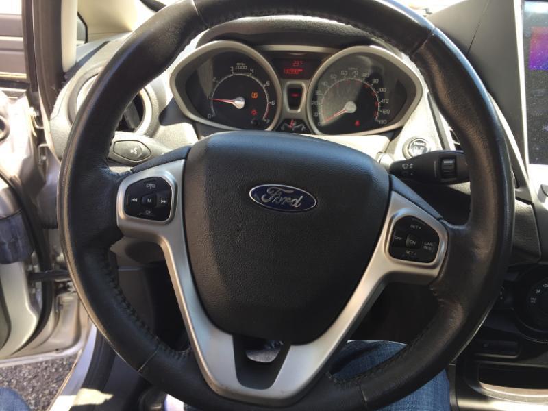 Ford Fiesta SES Hatchback 2011