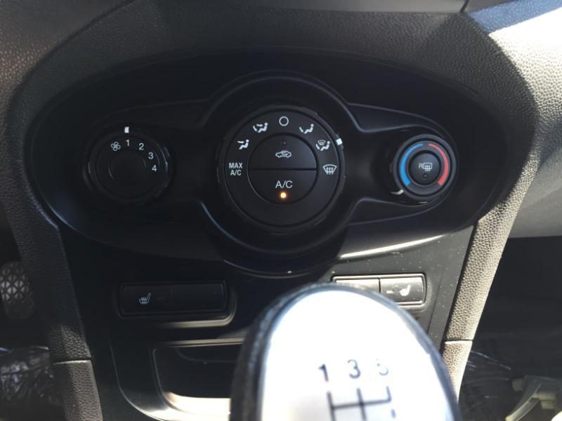 Ford Fiesta SES Hatchback 2011