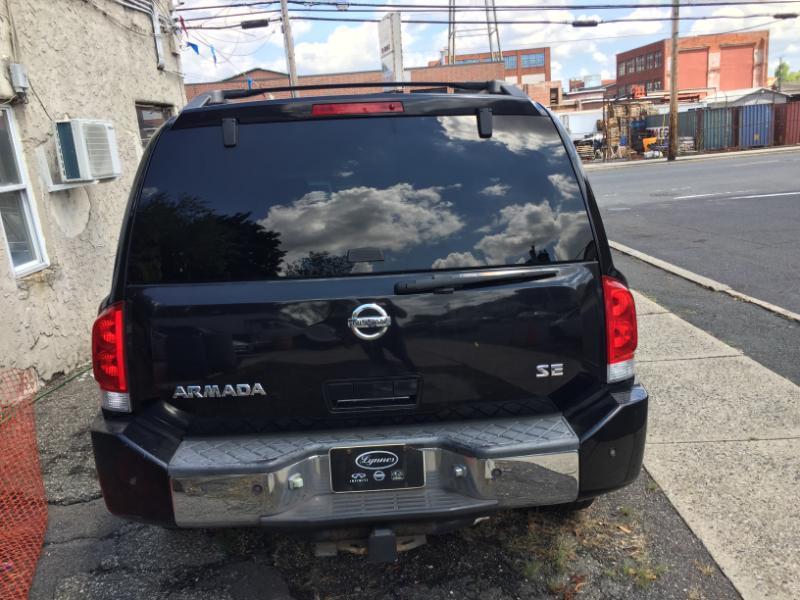Nissan Armada LE 4WD 2007
