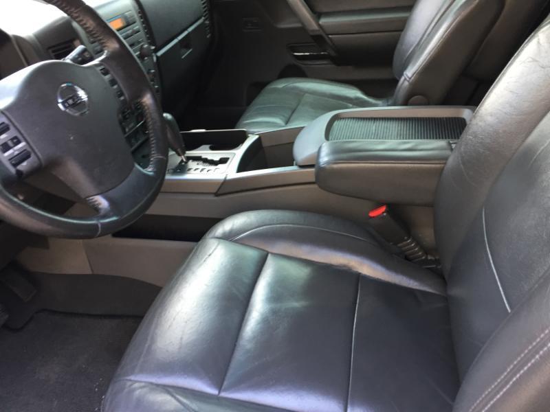 Nissan Armada LE 4WD 2007