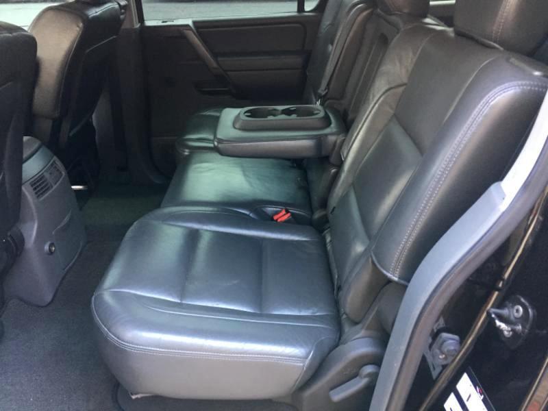 Nissan Armada LE 4WD 2007