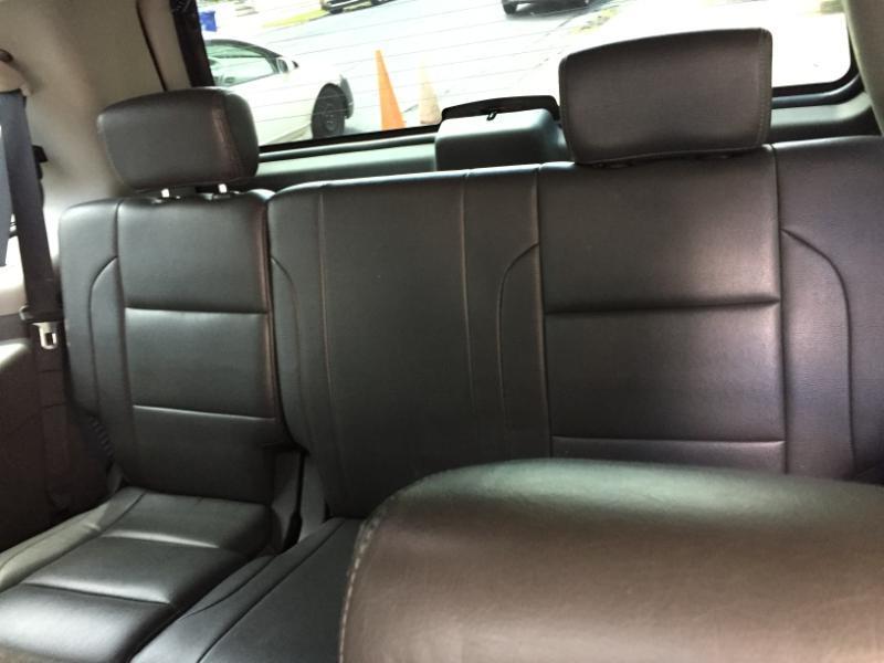 Nissan Armada LE 4WD 2007