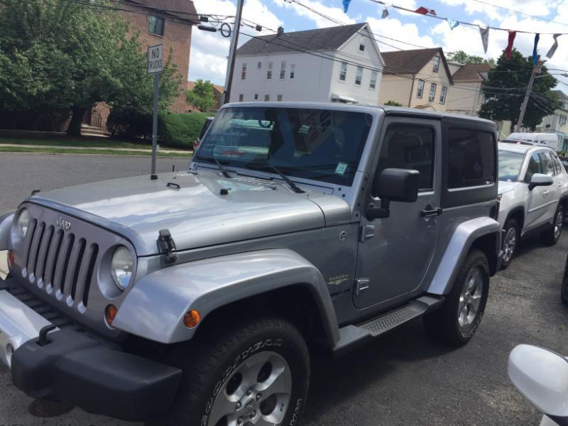 Jeep Wrangler Sahara 4WD 2013