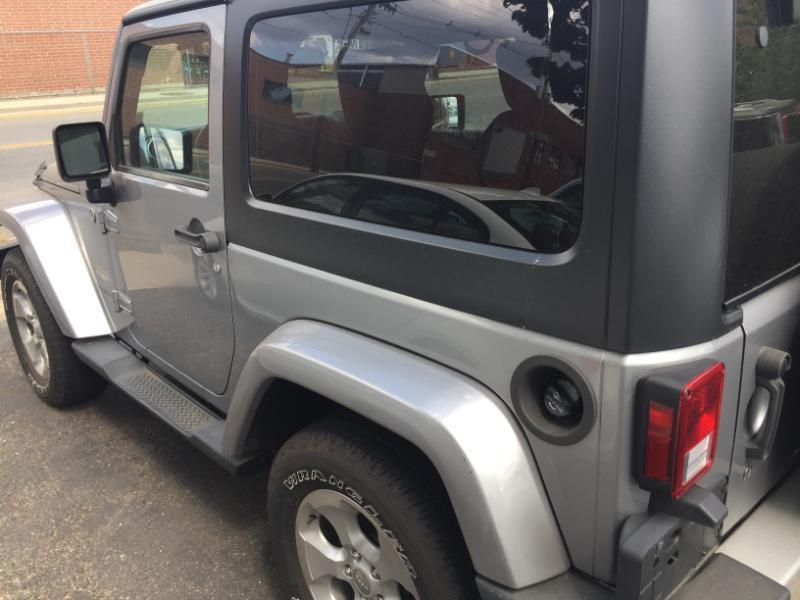 Jeep Wrangler Sahara 4WD 2013