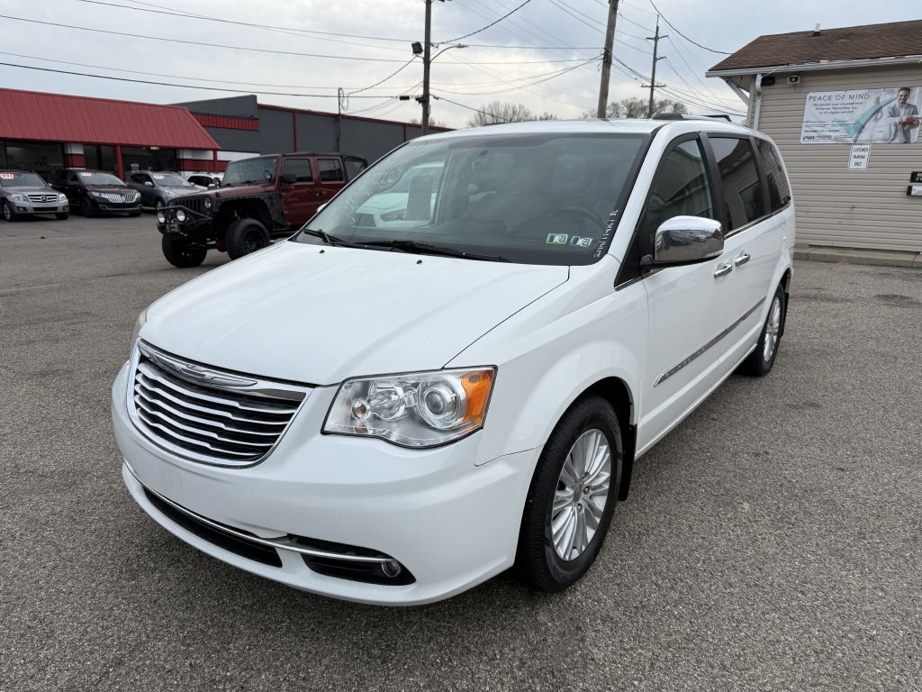 2014 Chrysler Town & Country Limited