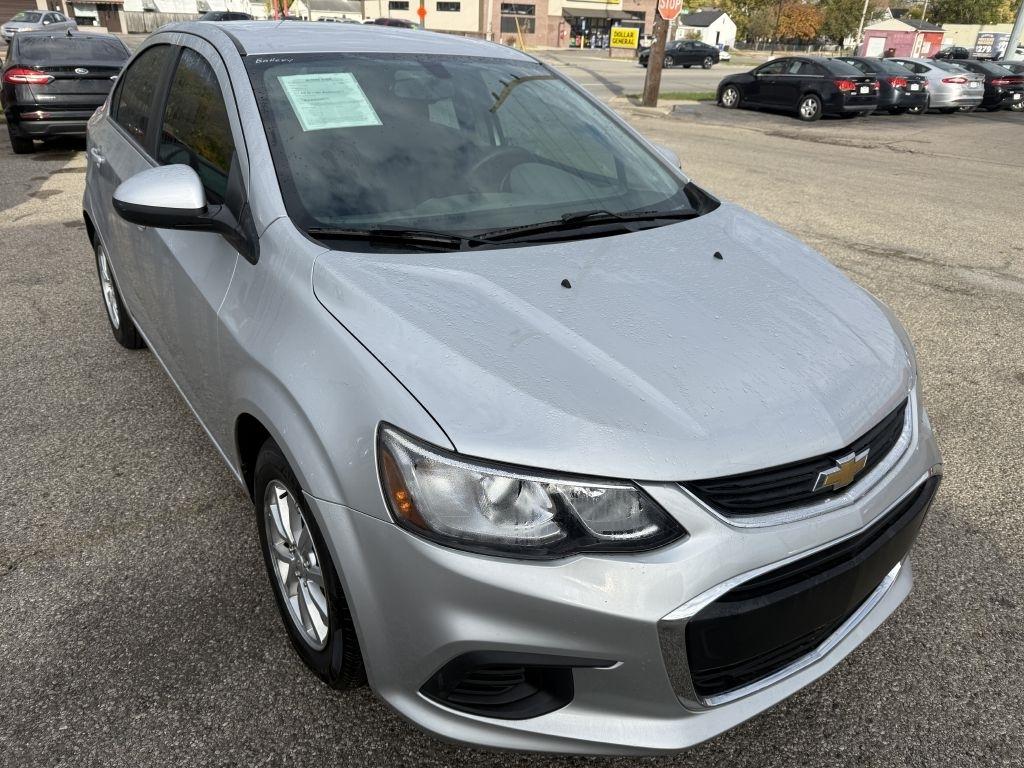 2020 Chevrolet Sonic LT Auto Sedan
