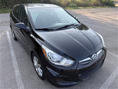 2013 Hyundai Accent 