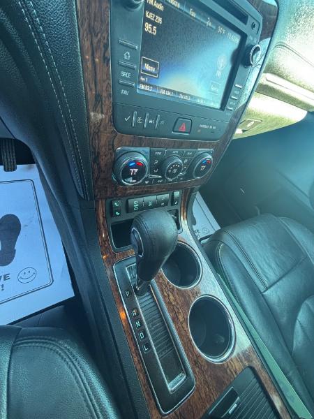 Chevrolet Traverse 2LT FWD 2013