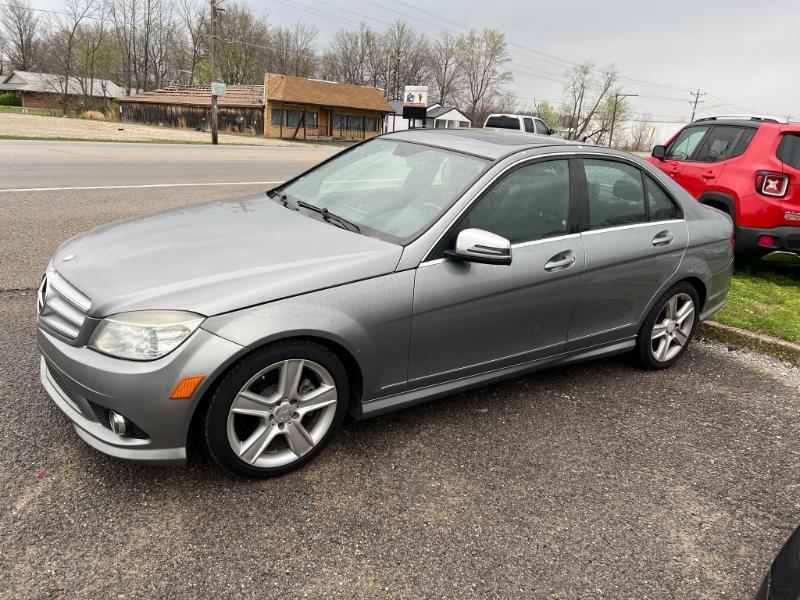 Mercedes-Benz E300  2010