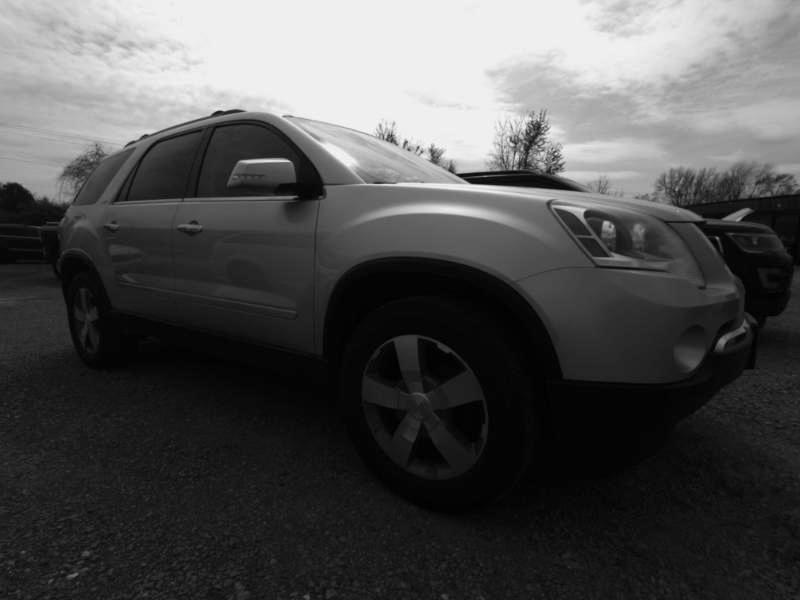 GMC Acadia  2012