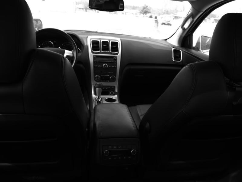 GMC Acadia  2012