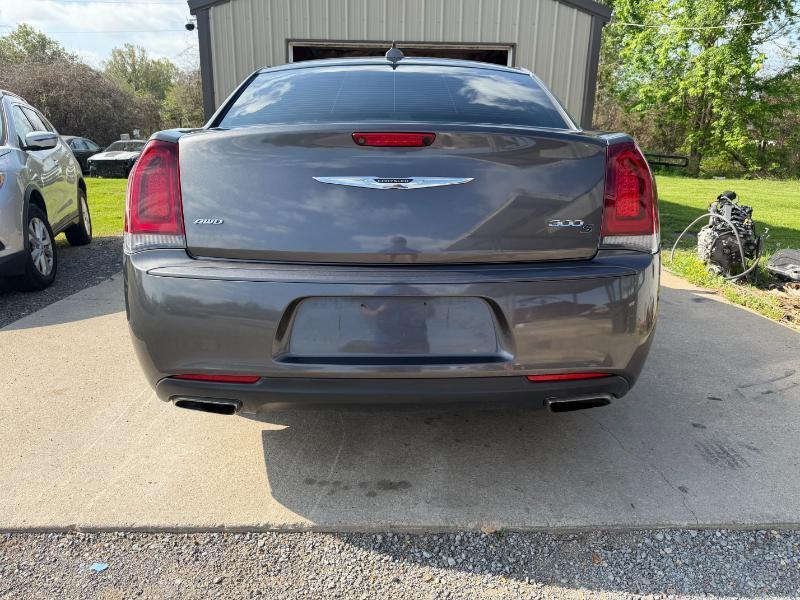 Chrysler 300 300S AWD 2012