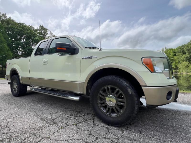 2009 Ford F-150 4WD SuperCab 145" Lariat