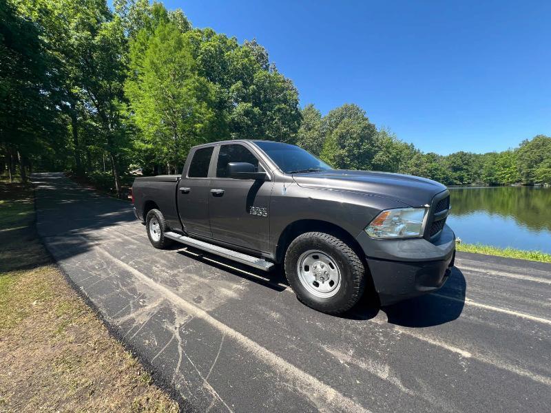Dodge Ram 1500 4dr Quad Cab 139" WB 4WD 2014