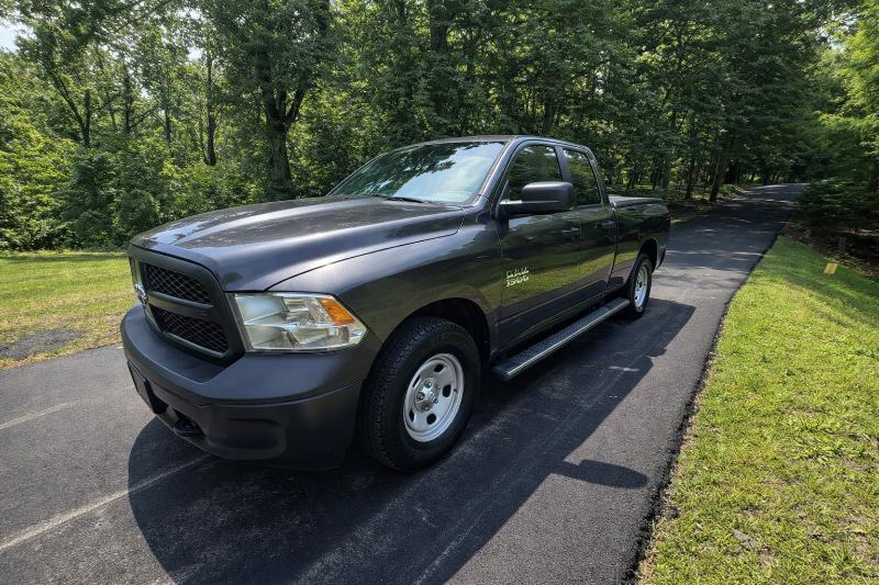 Dodge Ram 1500 4dr Quad Cab 139" WB 4WD 2014