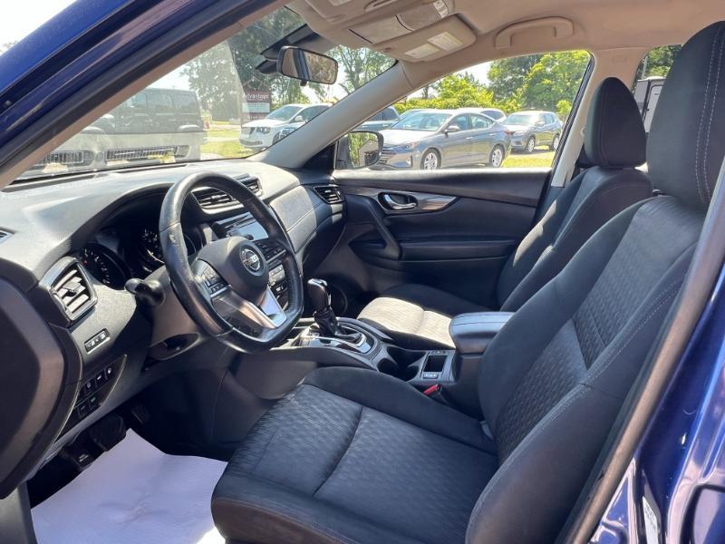 Nissan Rogue FWD 4dr SV 2020