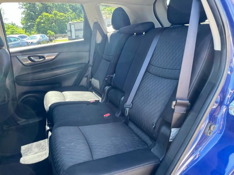 Nissan Rogue FWD 4dr SV 2020